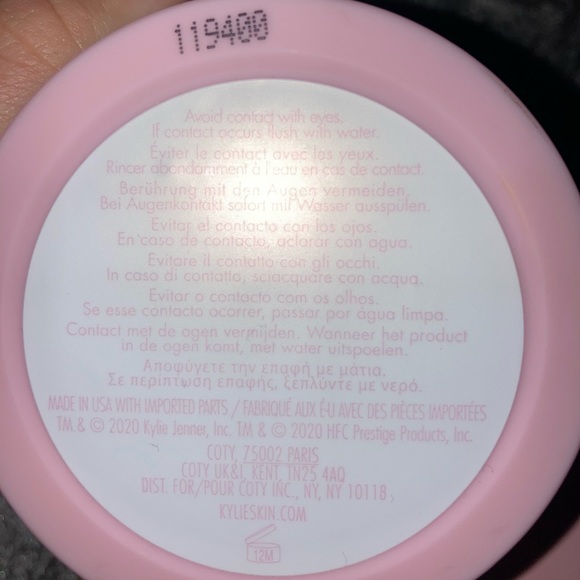 Kylie Skin Face Mask - Picture 6 of 14